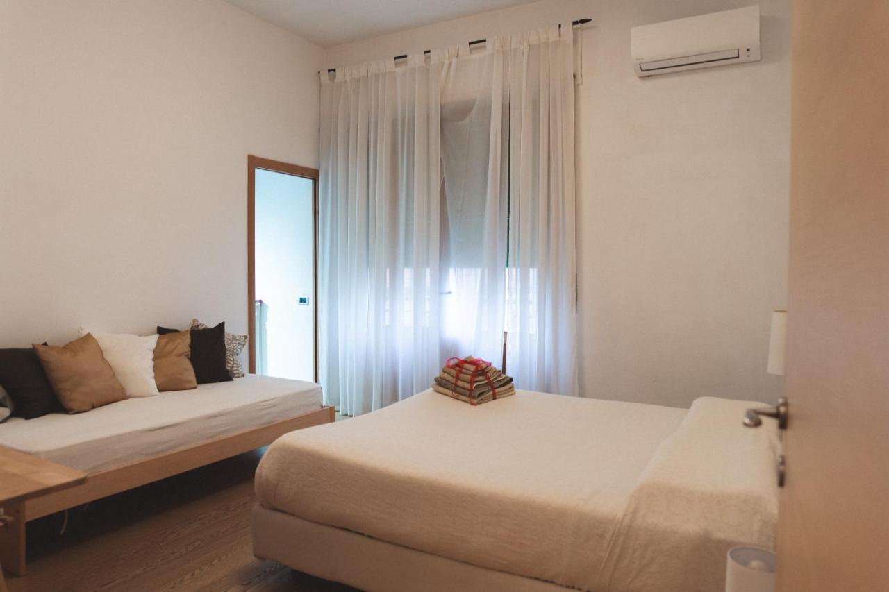 Accogliente Casa Livorno Bed & Breakfast Exterior foto