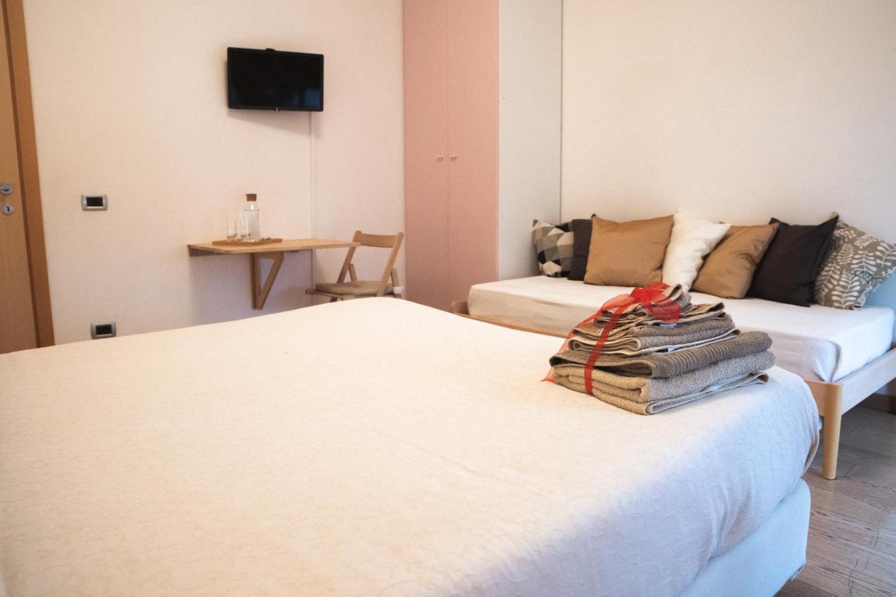 Accogliente Casa Livorno Bed & Breakfast Exterior foto