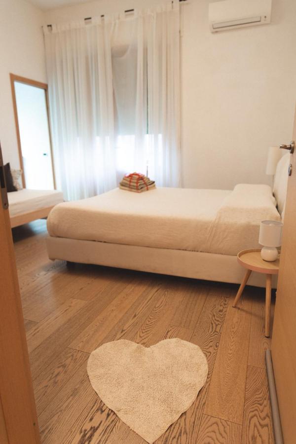 Accogliente Casa Livorno Bed & Breakfast Exterior foto